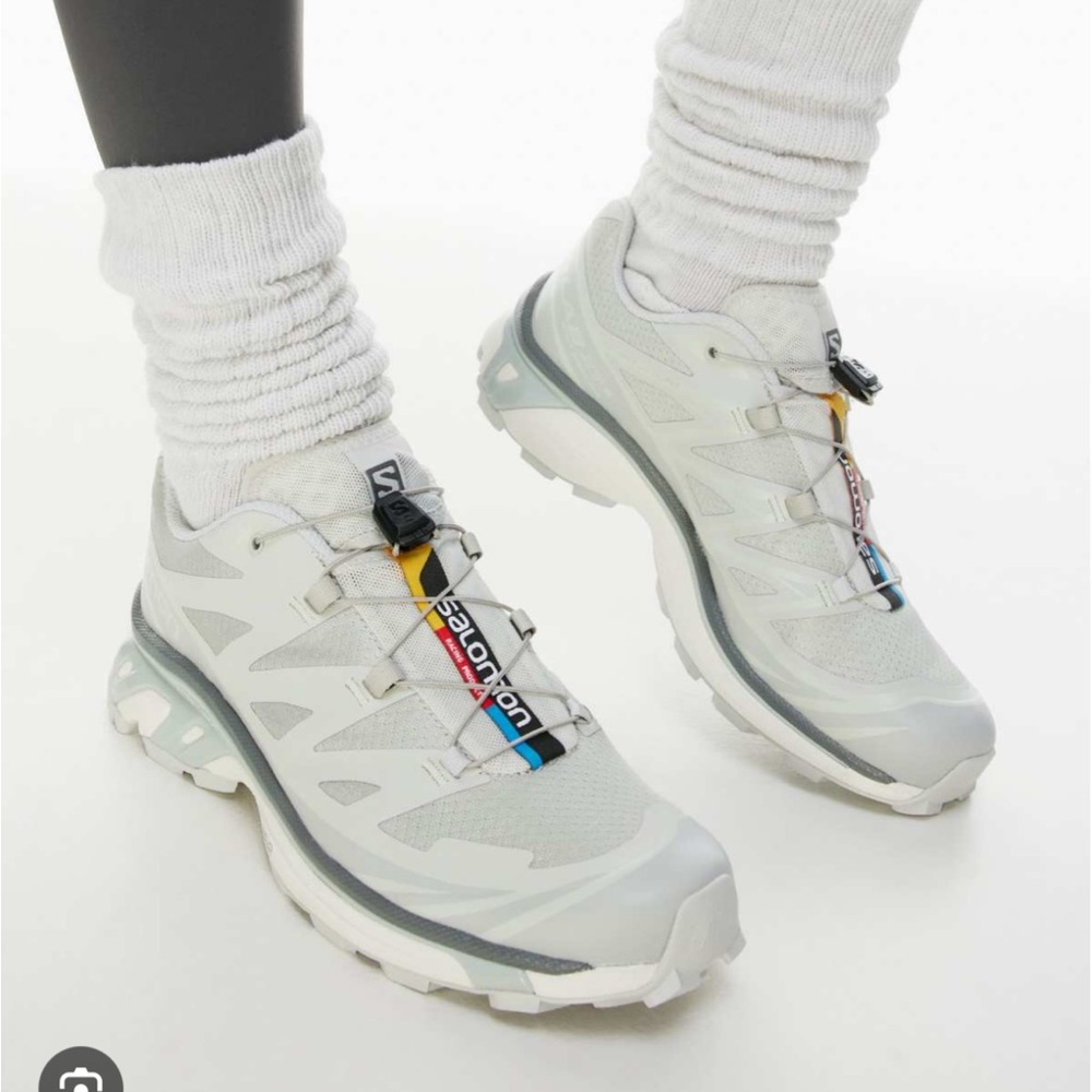 Salomon XT-6 aritzia exclusive